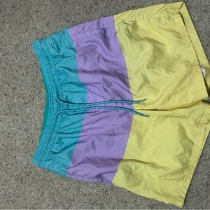 Men’s swimming shorts